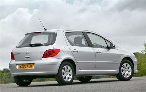 Peugeot 307 vista frontale classica