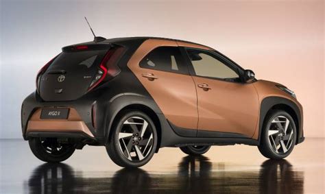 Gamma colori e allestimenti Toyota Aygo X