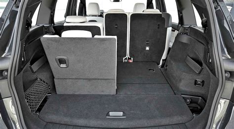 Interni BMW Serie 2 Gran Tourer con sedili configurati per 7 posti