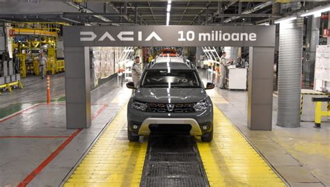 Dacia Logan in fase di produzione