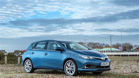Toyota Auris Hybrid con indicazione dell'impianto GPL