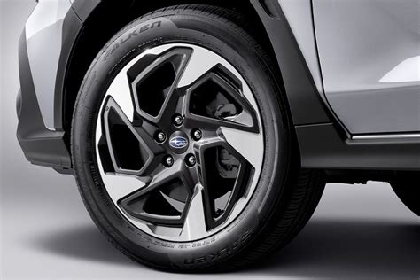 Vari tipi di cerchi in lega per Subaru XV