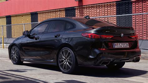 BMW M235i Gran Coupé in pista