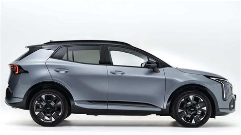 Vista laterale della Kia Sportage