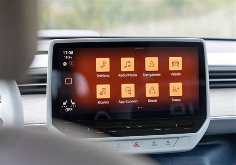 Schermo infotainment Volkswagen Touran con funzioni avanzate