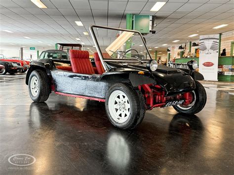 Esempio di un buggy da spiaggia Ruska d'epoca