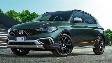 Frontale della Fiat Tipo Garmin