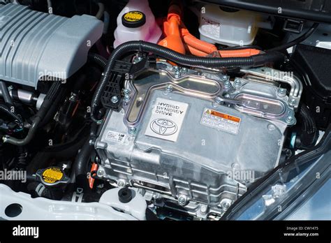 Dettaglio motore ibrido Toyota Yaris