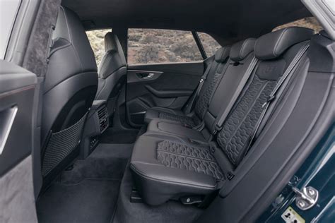 Audi Q8 sedili interni