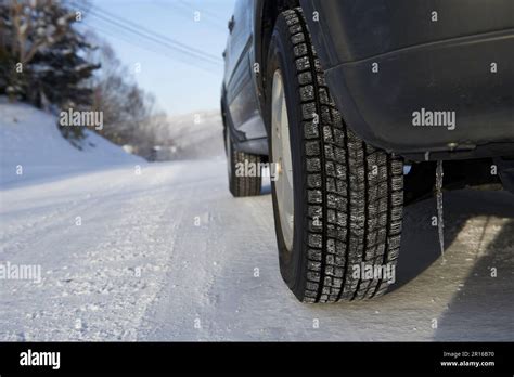 Pneumatici Riken su strada innevata