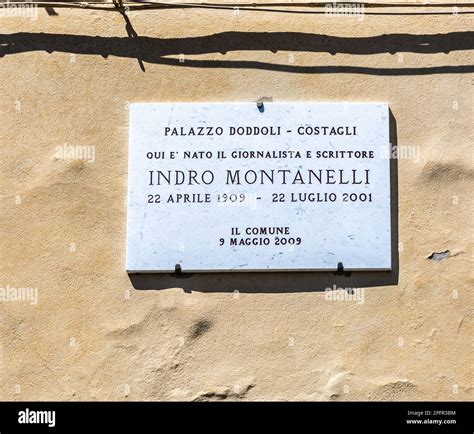 Targa commemorativa di una casa automobilistica estinta