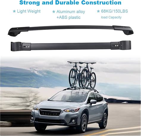 Subaru con portapacchi sul tetto e biciclette