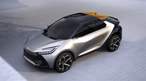 Evoluzione del design Toyota C-HR dal concept