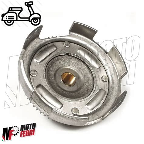 Vespa 50 Special con dettagli sulla frizione