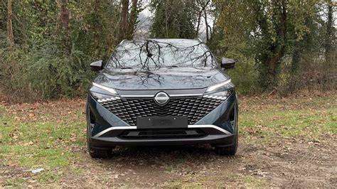Immagine frontale del nuovo Nissan Qashqai