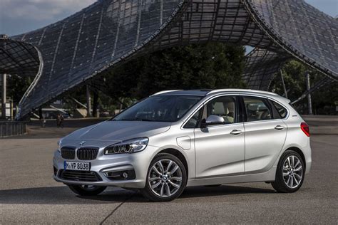 BMW 225xe Active Tourer dimensioni esterne e profilo