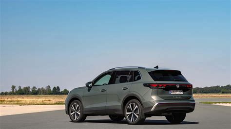 Panoramica frontale della Nuova Volkswagen Tiguan