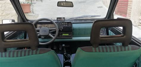 Interni Fiat Panda Young 2002