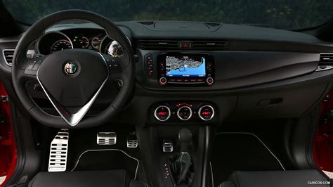 Interni Alfa Romeo Giulietta Quadrifoglio