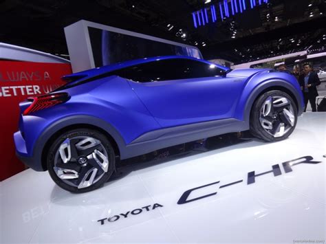 Toyota C-HR Concept al salone di Parigi 2014