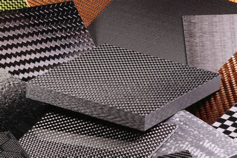 Diversi materiali leggeri utilizzati nell'automotive