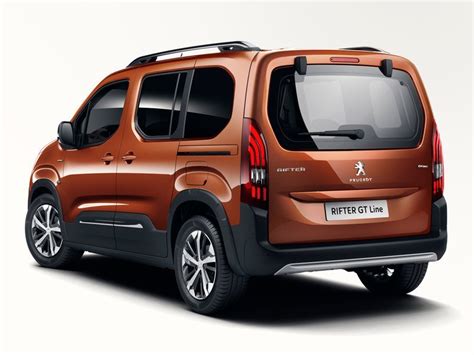 Peugeot Rifter in esterni