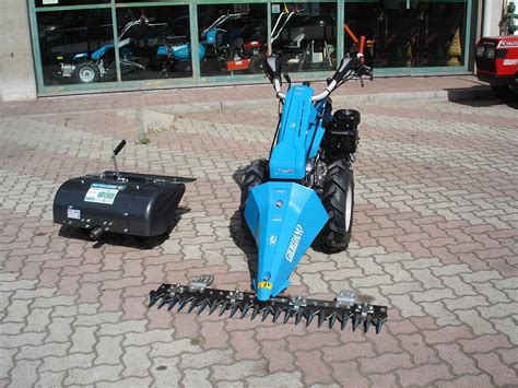 Motocoltivatore Grillo G 52 con barra falciante