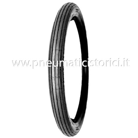 Dettaglio pneumatico moto verniciato