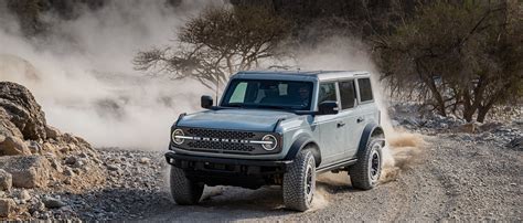 Percorso fuoristrada con un SUV
