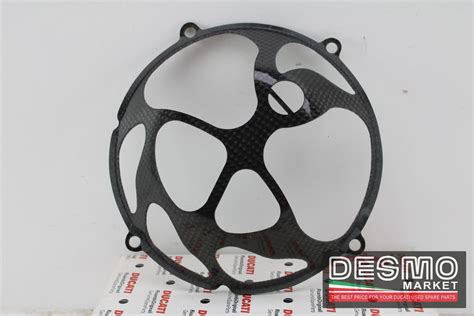 Ducati con coperchio frizione in carbonio
