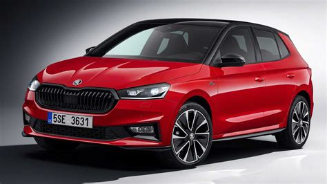 Skoda Fabia Monte Carlo frontale rosso e tetto nero