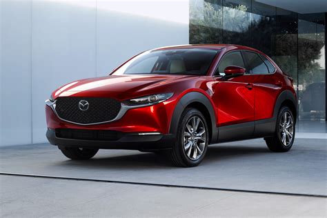 Vista esterna della Mazda CX-30