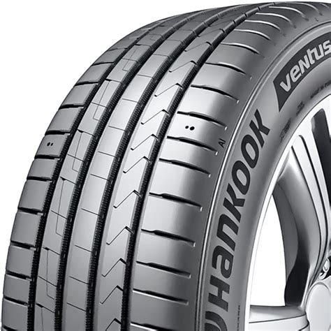 Immagine di un pneumatico Hankook Ventus Prime 4 su un'auto sportiva