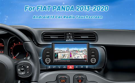 Interno Fiat Panda con schermo infotainment