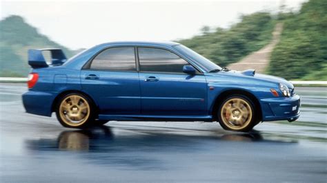 Subaru Impreza WRX STI durante un test su banco dinamometrico