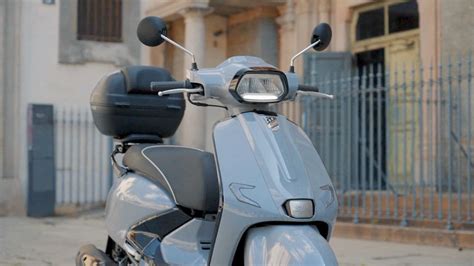 Manubrio di uno scooter