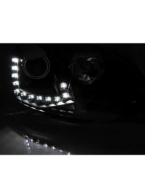 Fari anteriori a proiettore con luci diurne a LED