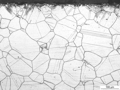 Micrografia di una lega di alluminio con microstruttura fine
