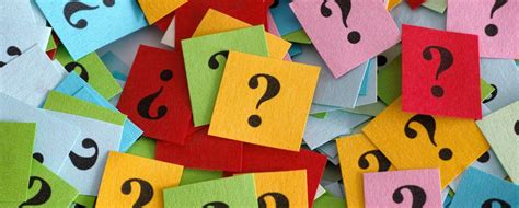 Un'immagine che illustra le diverse tipologie di domande nella sezione di ascolto, magari con icone rappresentative (multiple choice, matching, gap-filling)