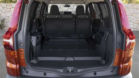 Dacia Jogger interni e bagagliaio