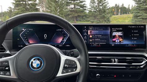 Interfaccia del sistema di navigazione BMW iDrive Professional