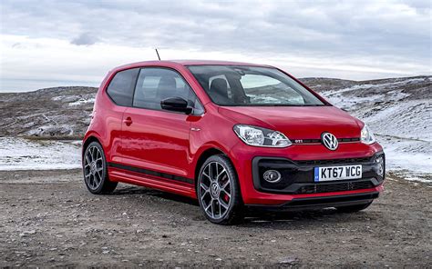 Volkswagen Up GTI con cerchi sportivi