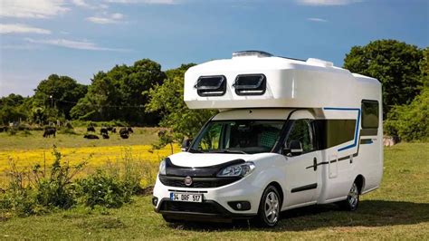 Fiat Doblò trasformato in camper