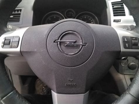 Interni Opel Zafira con airbag
