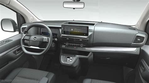 Opel Zafira interior dashboard