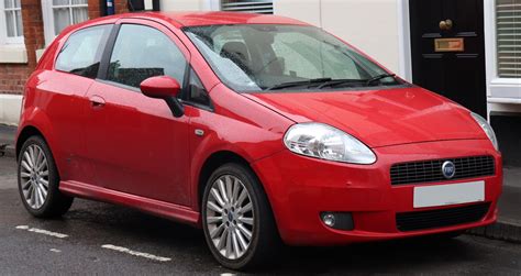 Fiat Grande Punto 1.3 Multijet 2005 su strada