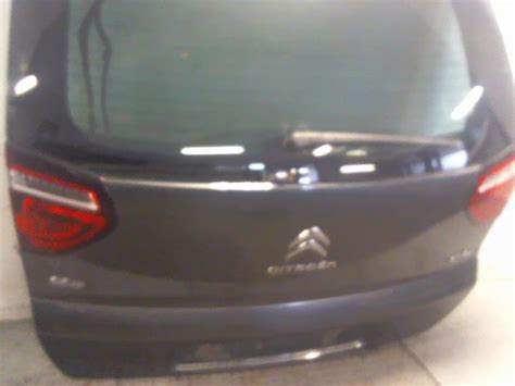 Citroën Grand C4 Picasso posteriore con portellone aperto