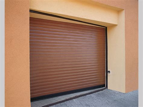 Serranda in alluminio per garage