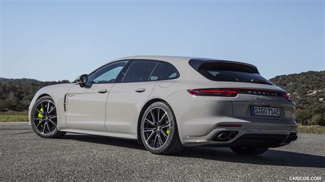Porsche Panamera Sport Turismo E-Hybrid laterale