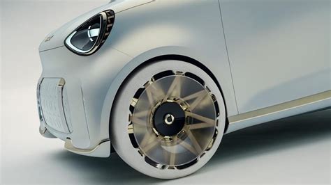 Infografica: raggio di sterzata record della Smart Fortwo